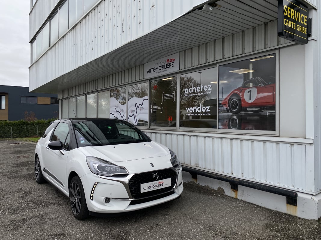 DS DS 3 1.2 Puretech S&S 110CV Sport Chic BVA - Garantie 12 mois — 1