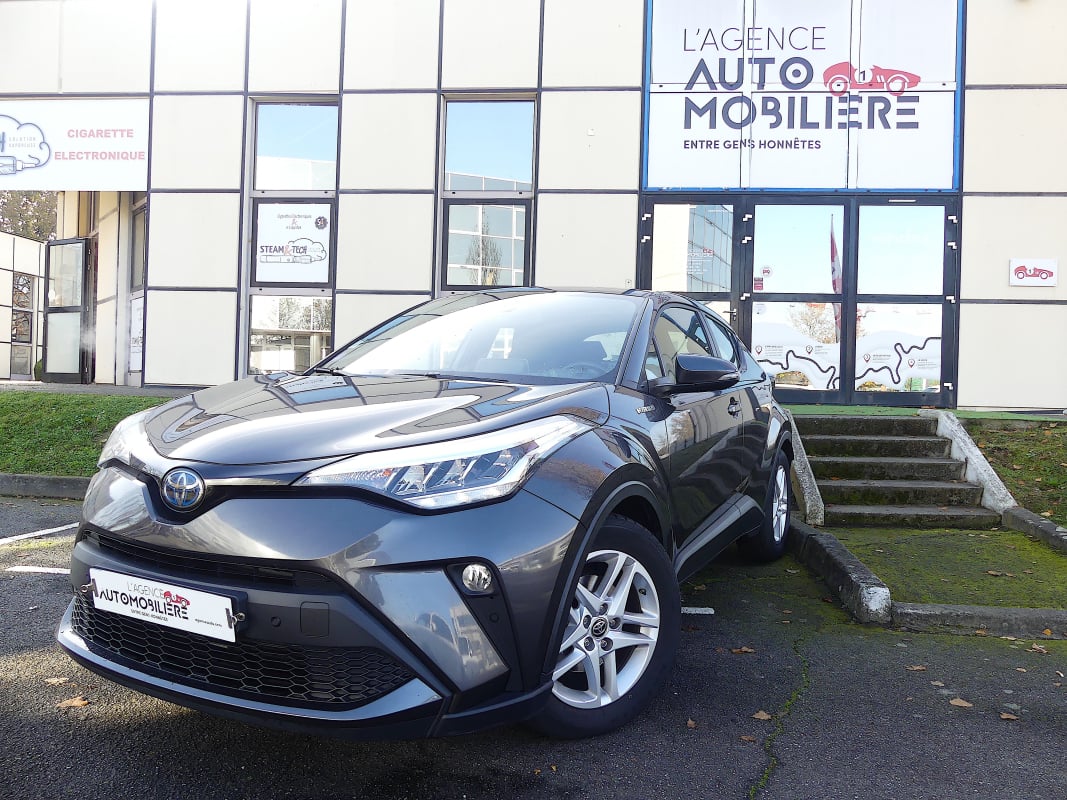 Toyota C-HR 184H DYNAMIC BUSINESS 4X2 E-CVT — 1