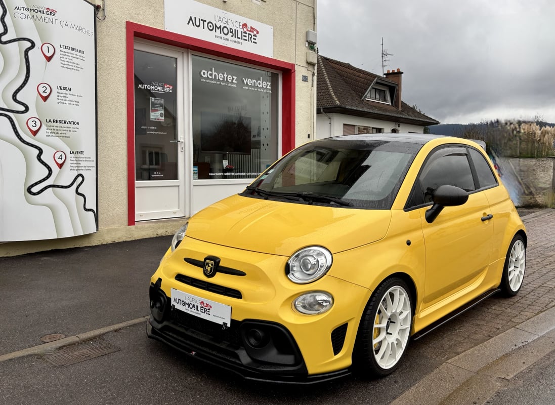 Abarth 500 595 1.4 T-JET 180 cv Competizione Toit Ouvrant — 1