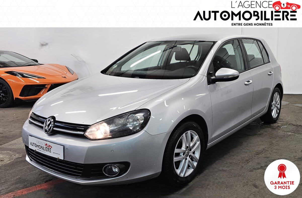 Volkswagen Golf 1.6 TDI Confortline 105 — 1