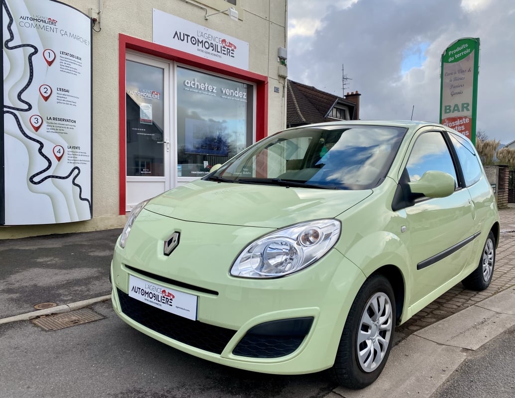 Renault Twingo II 1.2 i 75 cv 16v — 1