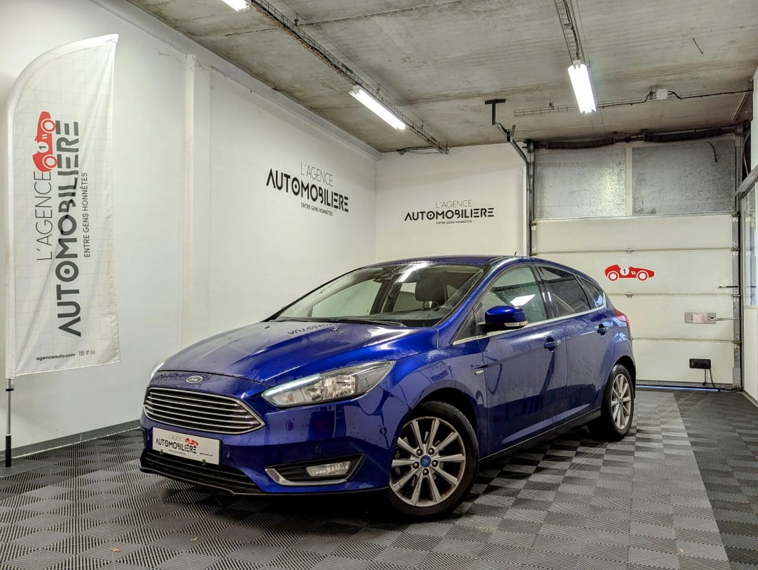 Ford Focus III (2) 1.0 ECOBOOST 125 S&S TITANIUM 5P — 1