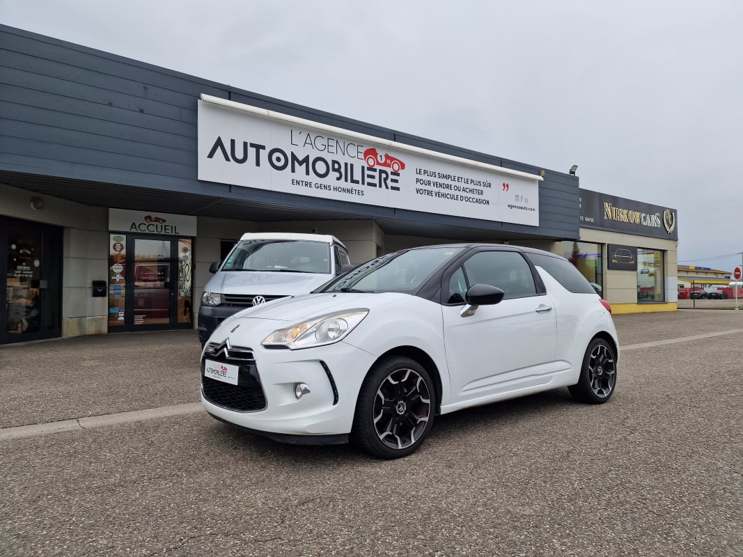 Citroen DS3 1.6 VTi 16V 120 cv Airdream So Chic — 1
