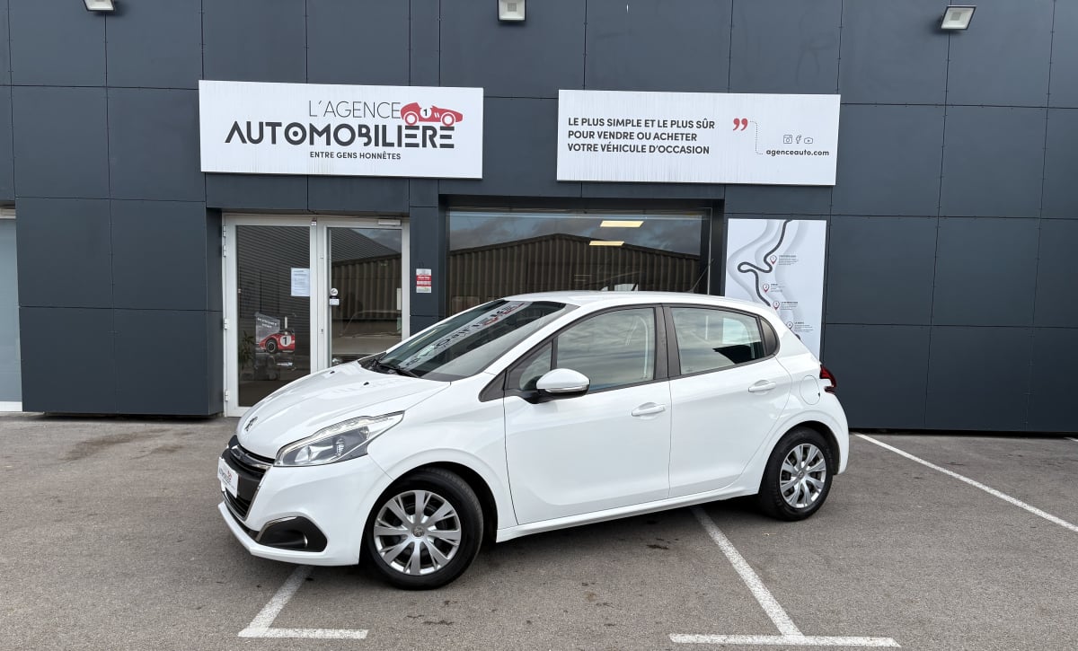 Peugeot 208 1.5 Blue HDi S&S 100 cv — 1