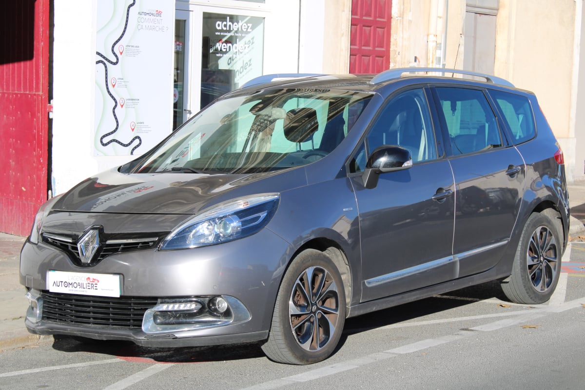 Renault Grand Scenic 1.6 DCI 130 ENERGY BOSE ( Moteur à chaîne, Caméra de Recul, GPS ... ) — 1