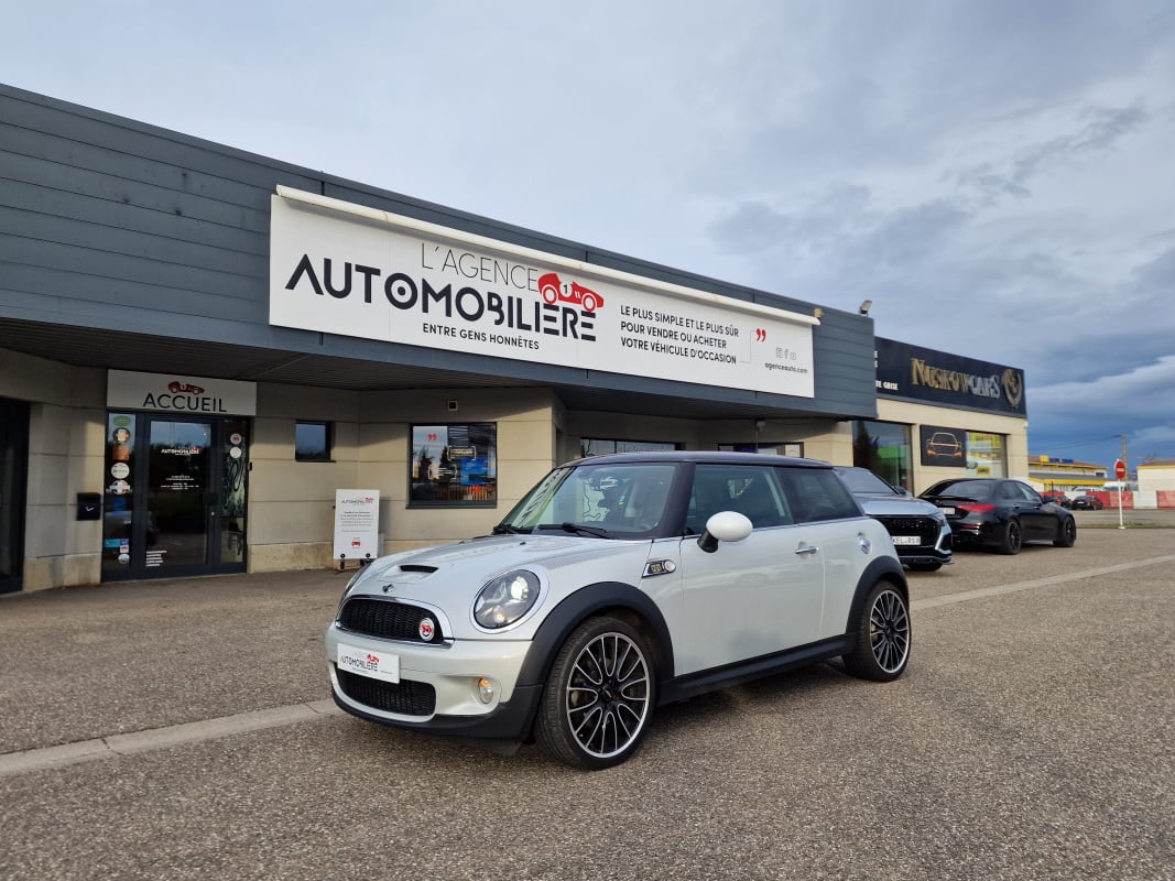 Mini Cooper S 1.6 i 16V Turbo 175cv Camden / Toit ouvrant — 1