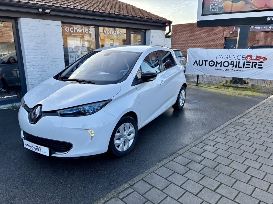 Renault Zoe 88 LIFE CHARGE RAPIDE TYPE 2 22KWH LOCATION DE BATTERIE — 1
