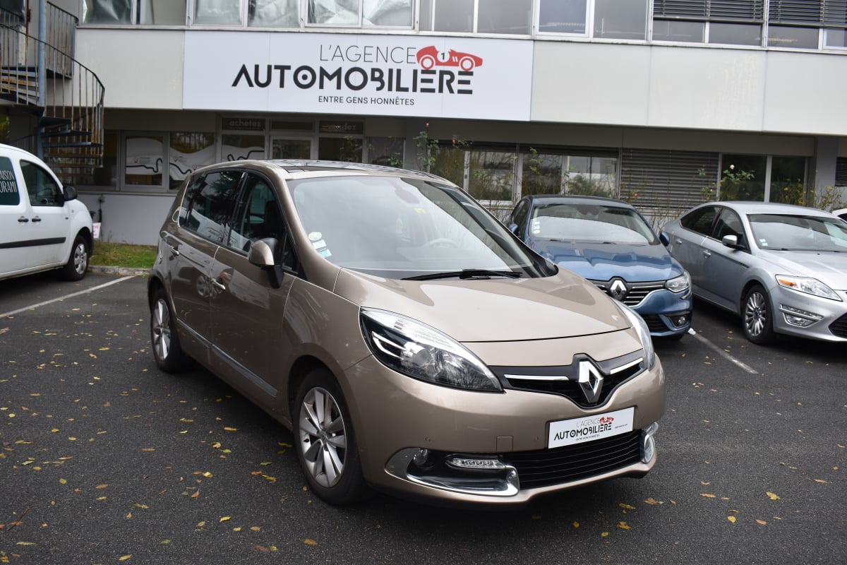 Renault Scenic III INITIAL PARIS Phase 2 1.6 DCI eco2 130 cv DISTRIBUTION A CHAINE — 1