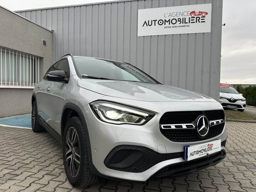 Mercedes-Benz Classe GLA 200D PACK BUSINESS 150CV — 1