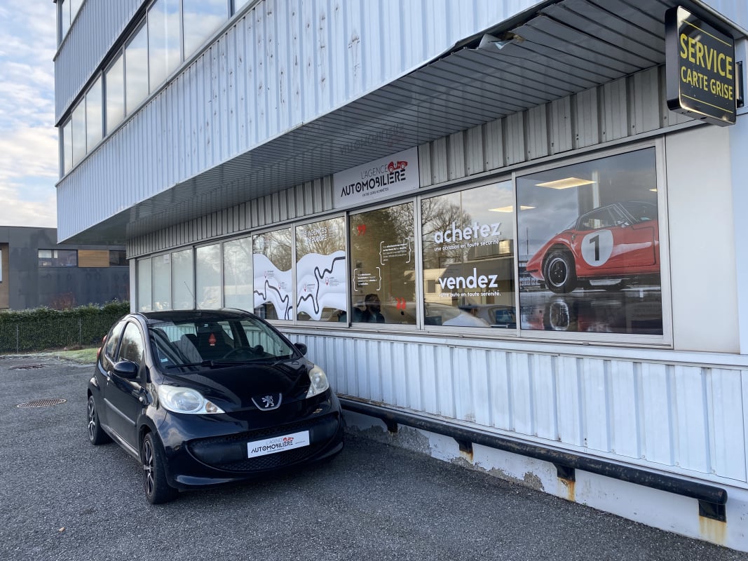 Peugeot 107 3 Portes 1.0 i 12V 68 CV — 1