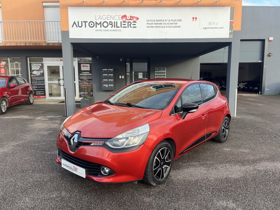 Renault Clio Intens 5 Portes 0.9 TCe Energy eco2 90 cv Régulateur/Limiteur/GPS — 1