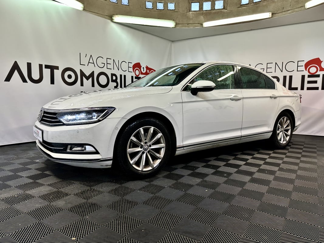 Volkswagen Passat 1.4 TSI ACT 150 BLUEMOTION TECHNOLOGY CARAT DSG7 — 1