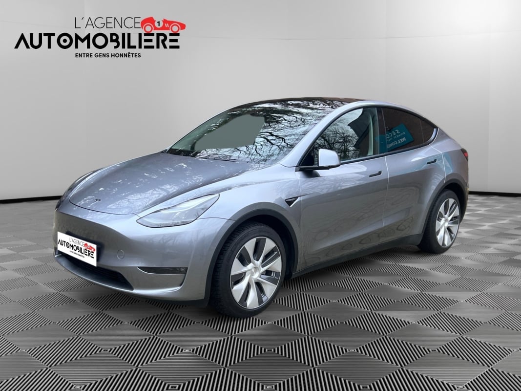 Tesla Model Y Réservé Dual Motor/Long Range 514CV/Toit panoramique/Attache remorque/Garantie Tesla 07/2031 — 1