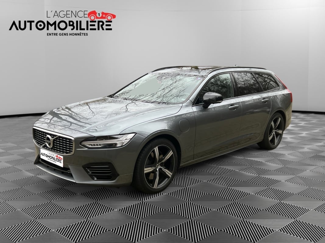 Volvo V90 V90 RDesign/303CV/Toit panoramique/Cuir/Caméra 360°/Garantie 12 mois — 1