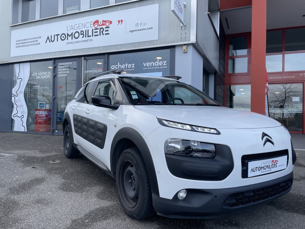 Citroen C4 Cactus 1.2 THP 110 cv SHINE — 1