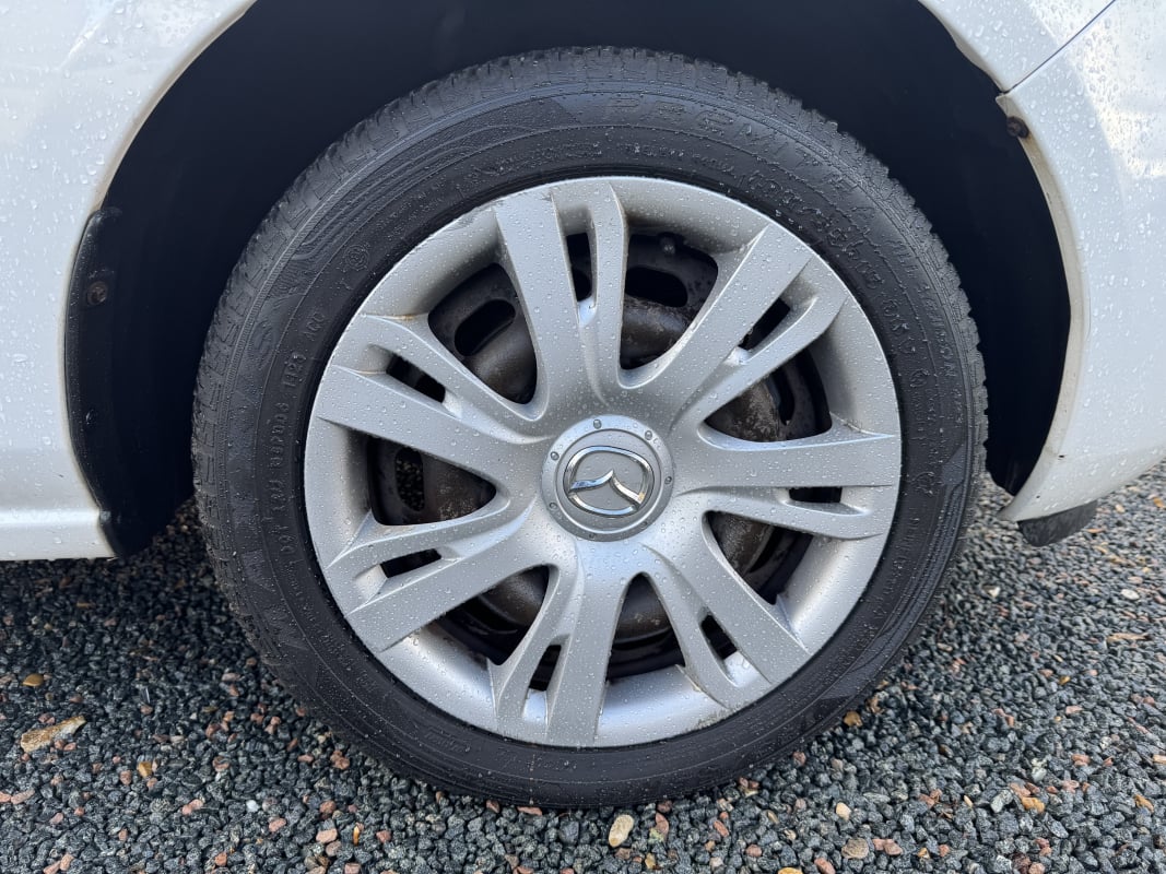 Mazda Mazda 2 1.6 MZCD 95 5 PORTES — 29