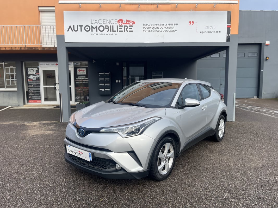 Toyota C-HR Dynamic I 1.8 VVT-i 122 HSD Hybrid 2WD CVT 99 cv Caméra de recul — 1
