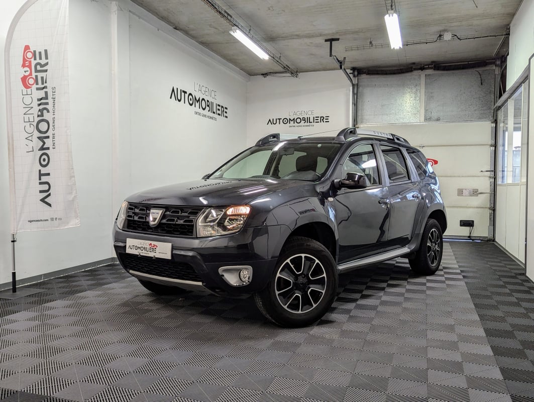 Dacia Duster (2) 1.5 DCI 110 BLACK TOUCH 4X2 — 1