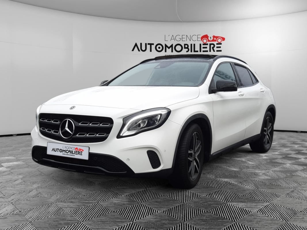 Mercedes-Benz Classe GLA Réservé 180 i Sport Édition 122CH / Garantie 12 Mois — 1