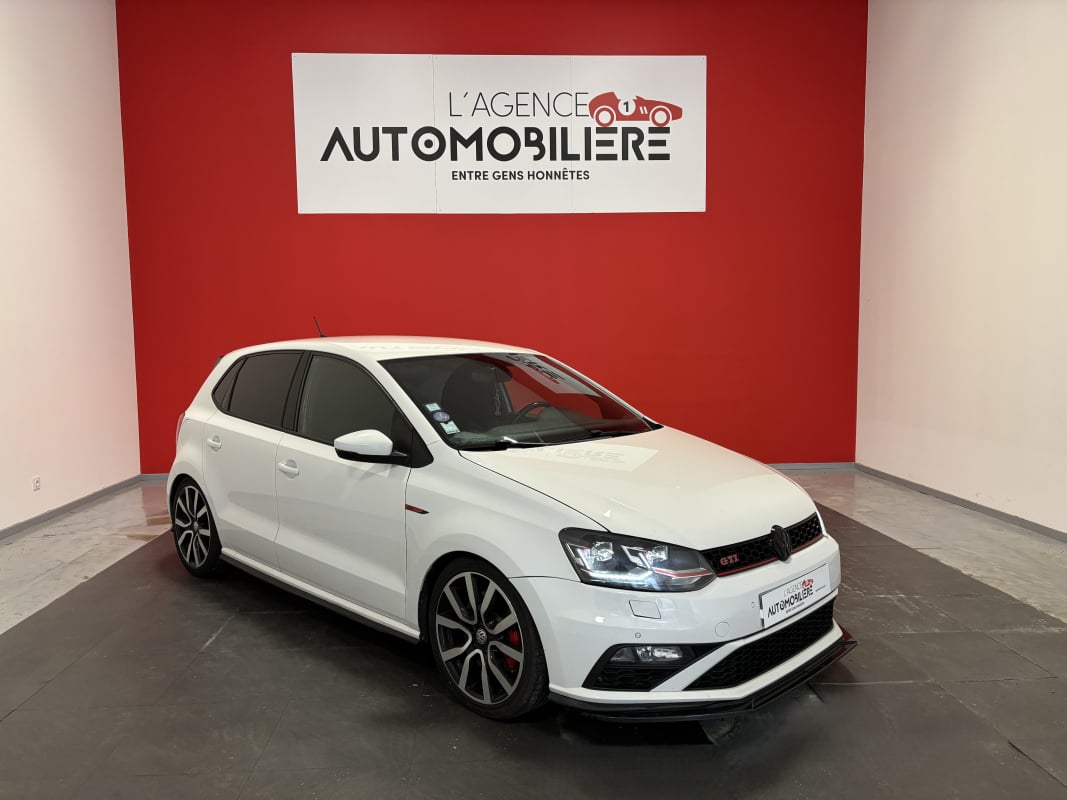 Volkswagen Polo POLO V GTI 1.8 TSI 192 DSG7 — 1