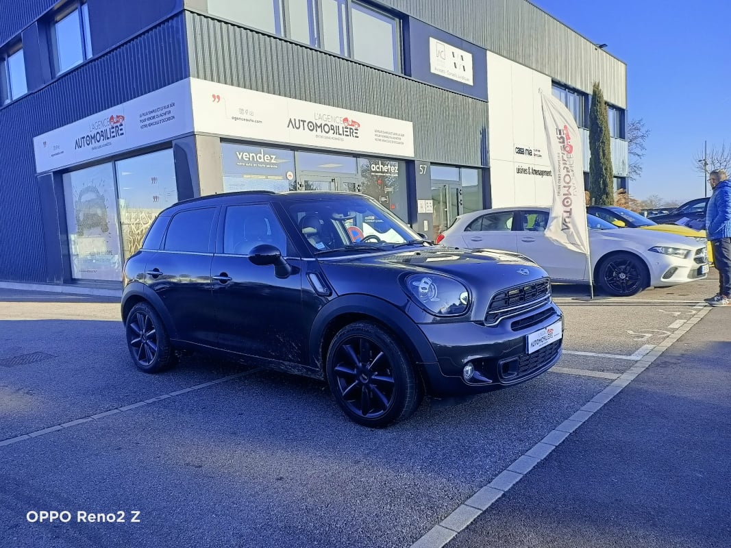 Mini Countryman COOPER S D 143 CV RED HOT CHILI BVA 42 — 1