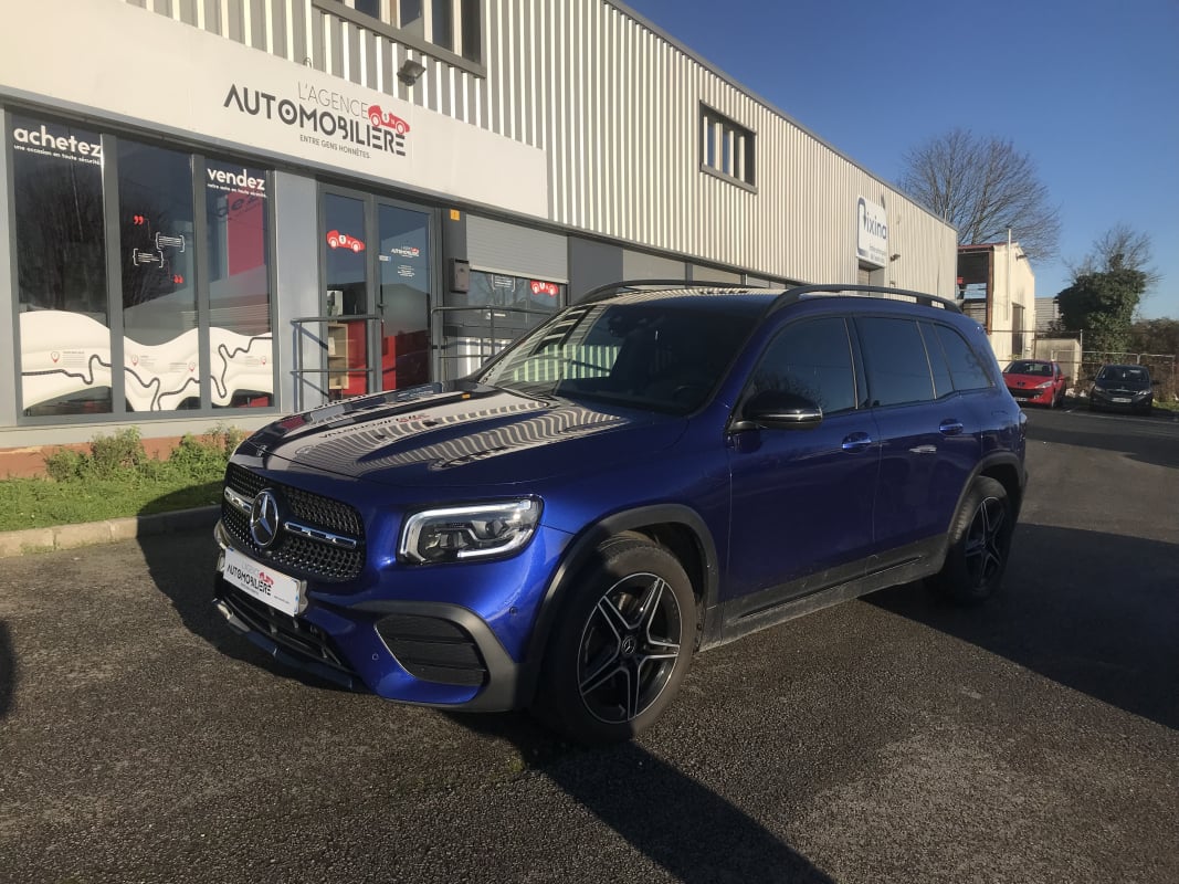 Mercedes-Benz GLB 200d 8G-DCT AMG Line 7 PLACES — 1