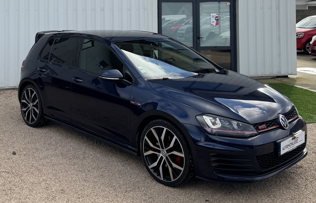 Volkswagen Golf GOLF 7 GTI 2.0 TFSI Blue Motion - 220 cv — 1