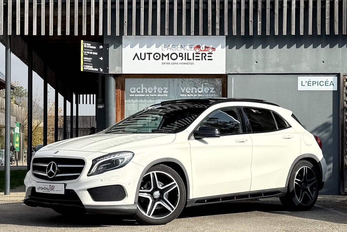 Mercedes-Benz Classe GLA 220d 177ch Fascination AMG 7G-DCT - Origine France & Entretien Mercedes — 1