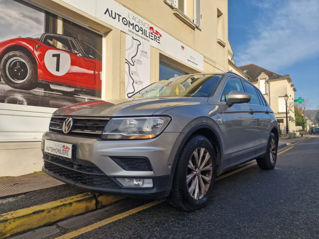 Volkswagen Tiguan 2.0 TDI 150cv CONFORTLINE + OPTIONS 2EME MAIN — 1