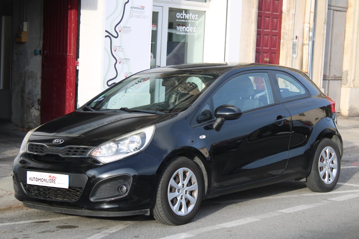 Kia Rio 1.2 85 STYLE (Chaine de distribution, Climatisation, Entretien à jour) — 1