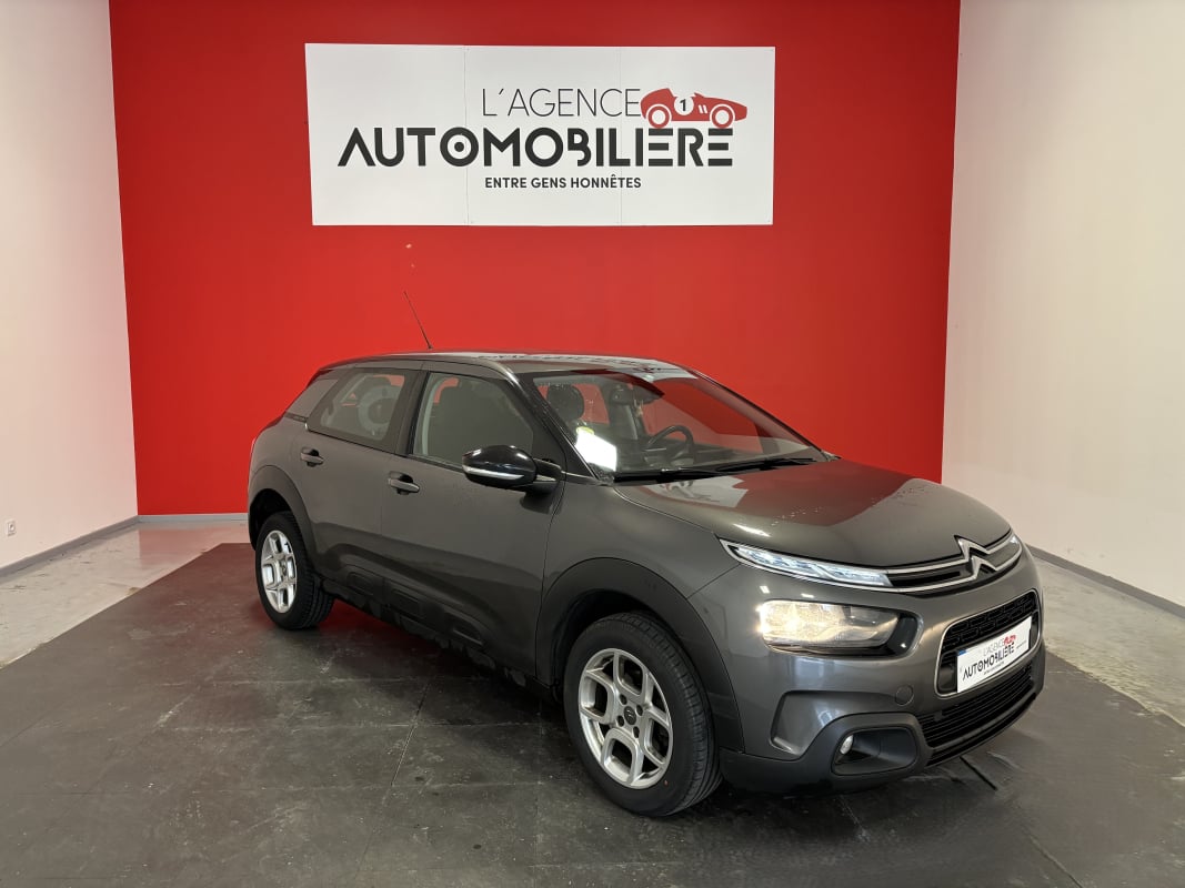 Citroen C4 Cactus C4 CACTUS 1.5 BLUEHDI 100 LIVE + CARPLAY — 1