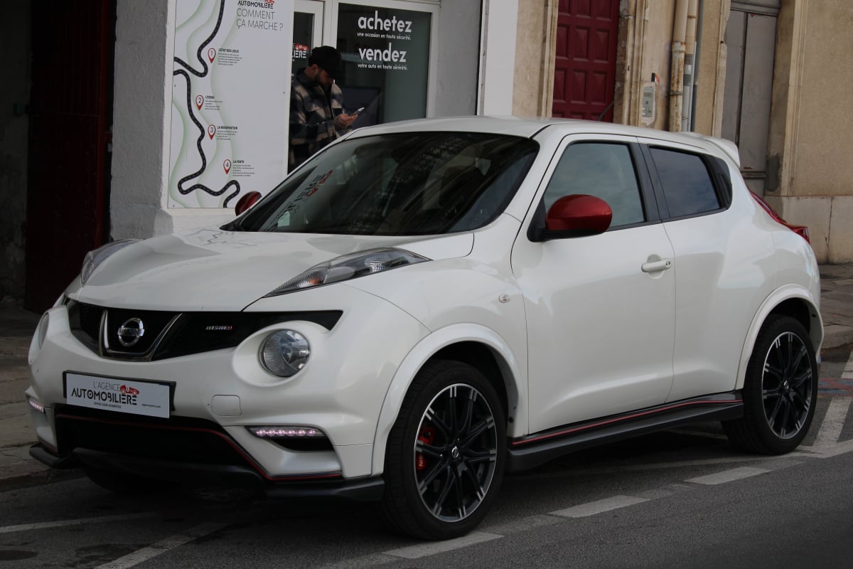 Nissan Juke 1.6 DIGT 200 NISMO 2WD (Full Options, Entretien à jour,..) — 1