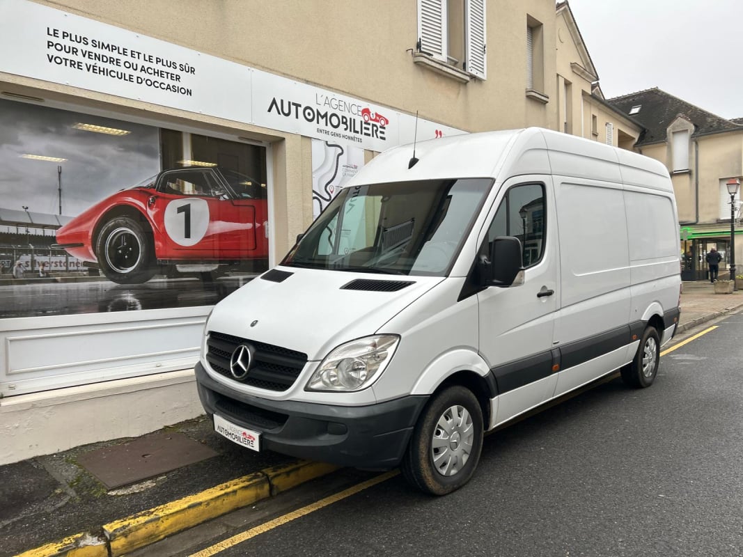 Mercedes-Benz Sprinter 313CDI 37 129 cv BVA SUIVI COMPLET MERCEDES TVA NON RECUPERABLE FOURGON SURELEVE — 1