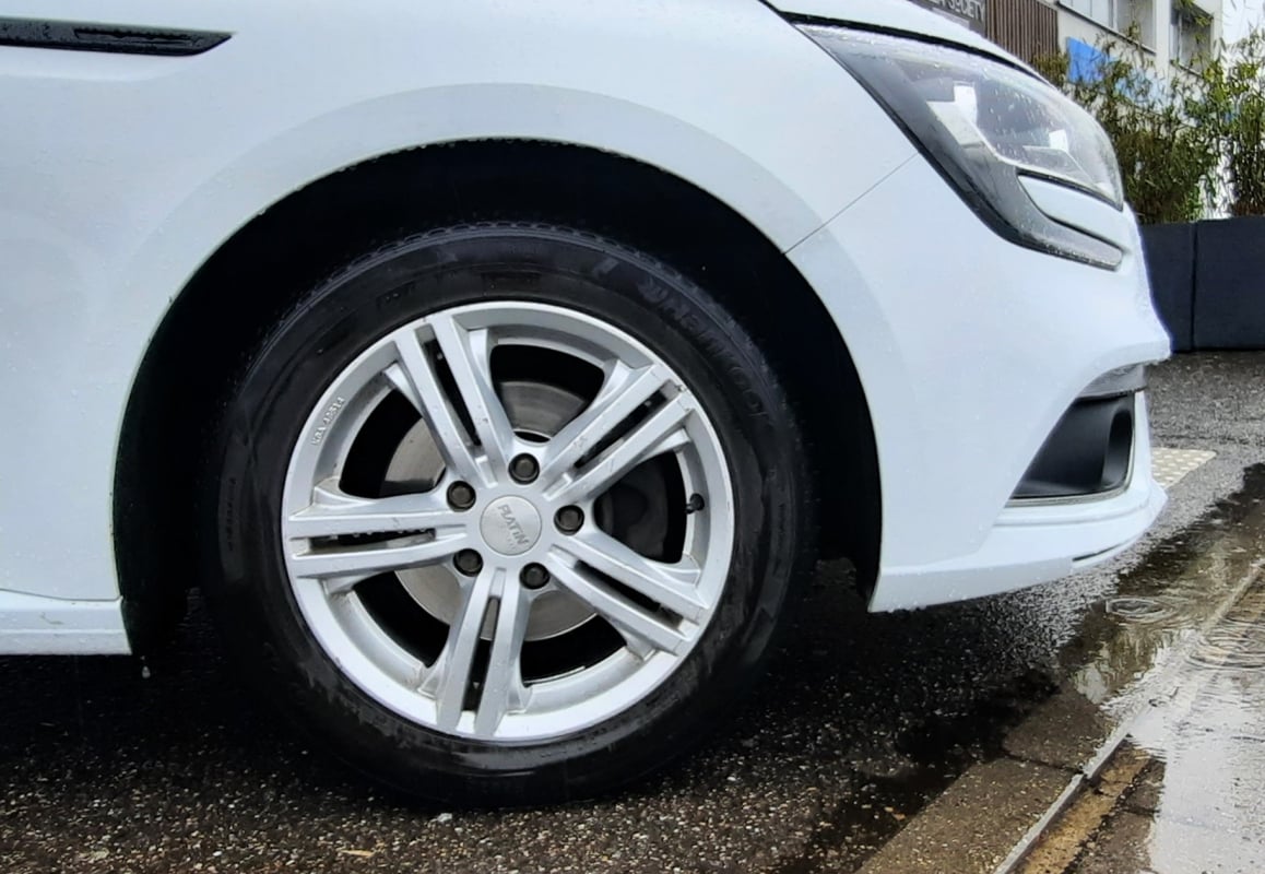 Renault Megane IV 1.5 dci BLUE BUSINESS 95CH — 29