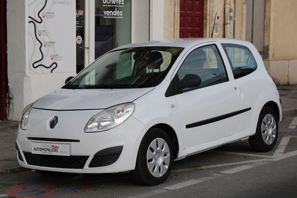 Renault Twingo 1.2 LEV 75 AUTHENTIQUE (1 ÈRE MAIN, Entretien complet Renault)) — 1