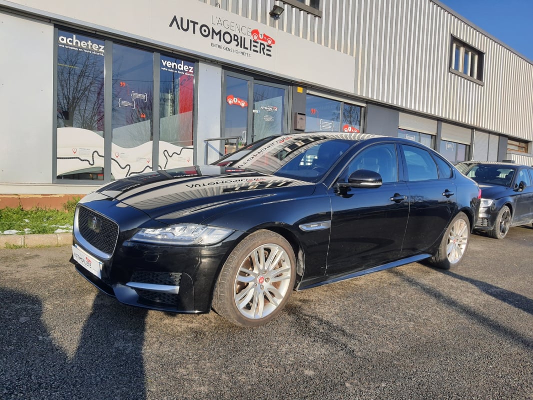 Jaguar XF 3.0 V6 300 CH R-SPORT — 1