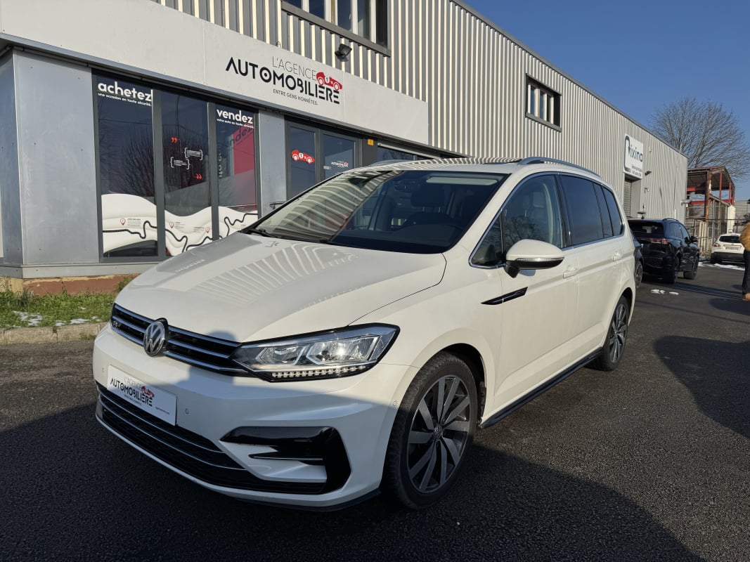 Volkswagen Touran 2.0 TDI 150 CH DSG6 R-line 7 PLACES (pas de frais de mise à la route, hors Carte Grise) — 1