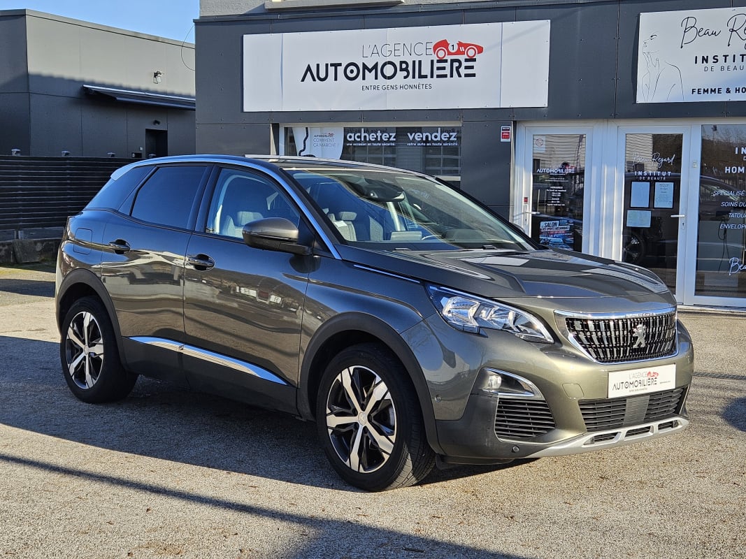 Peugeot 3008 1.6 BLUE HDI 120 CV ALLURE GRIP CONTROL — 1
