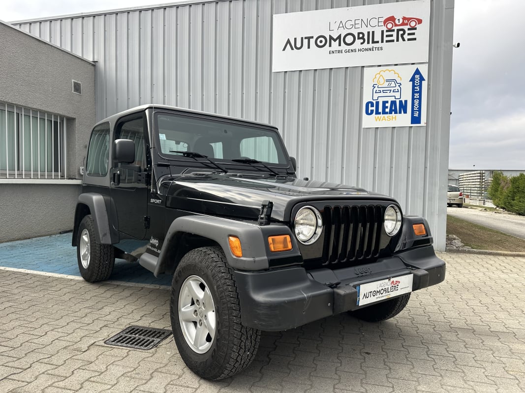 Jeep Wrangler 2.4L 143 CV SPORT — 1