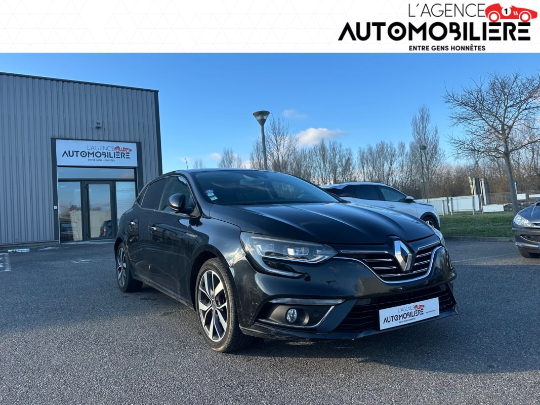 Renault Megane 1.2 TCE INTENS 130CV — 1