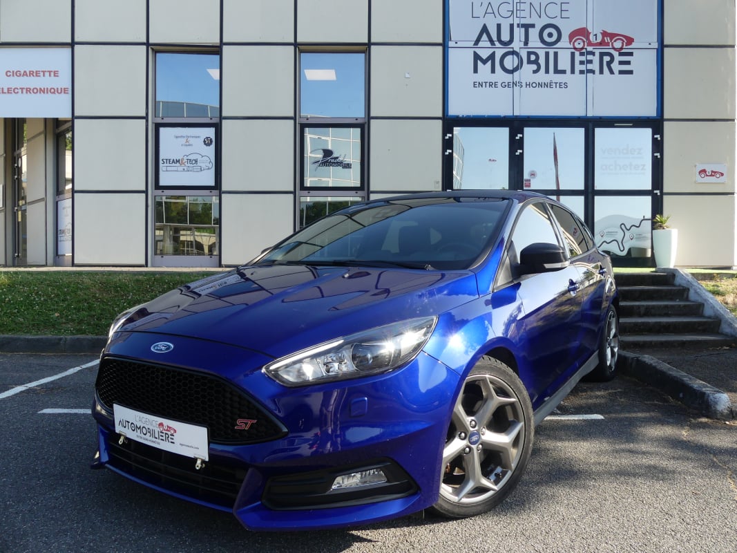 Ford Focus 2.0 TDCI 185 S&S ST 5P — 1