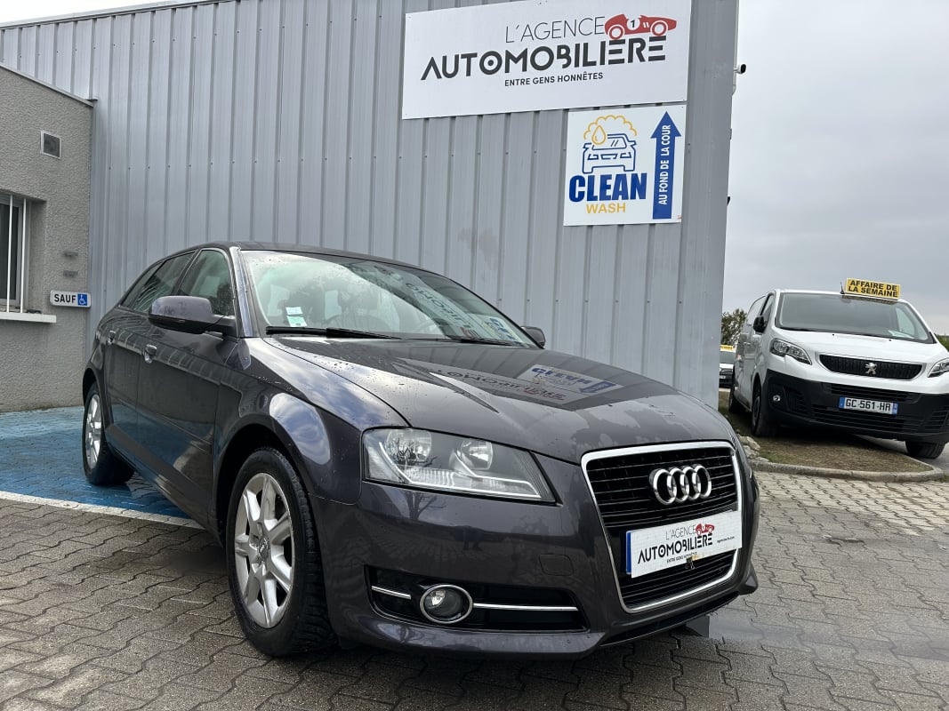 Audi A3 1.6 TDi 16V 105 cv Phase 2 — 1