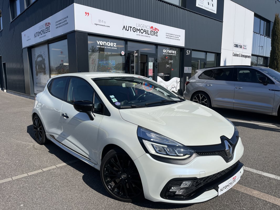Renault Clio IV RS PHASE 2 TROPHY 1.6 T EDC6 220CV - GARANTIE 12 MOIS — 1