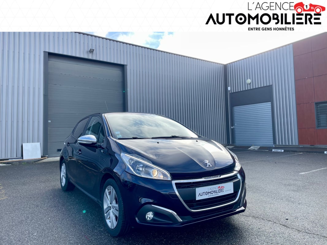 Peugeot 208 1.2 STYLE 82CV - DISTRIBUTION A JOUR — 1