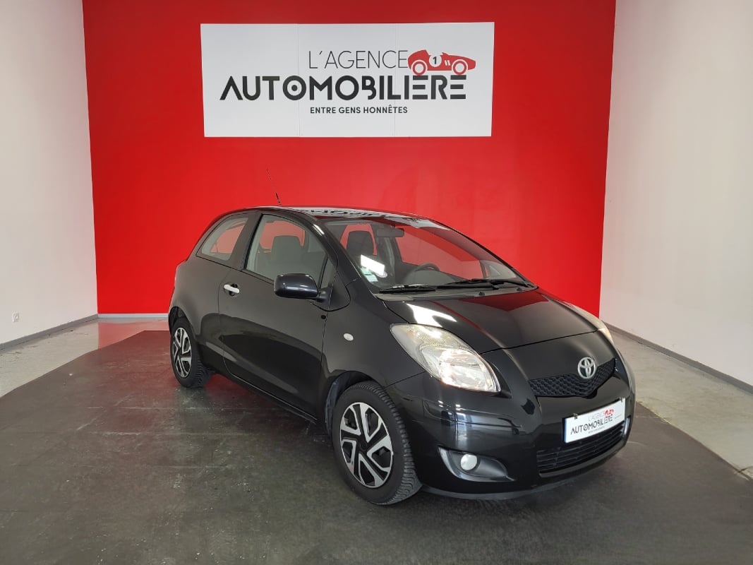 Toyota Yaris 1.3 VVT-I 100 3P BVA — 1