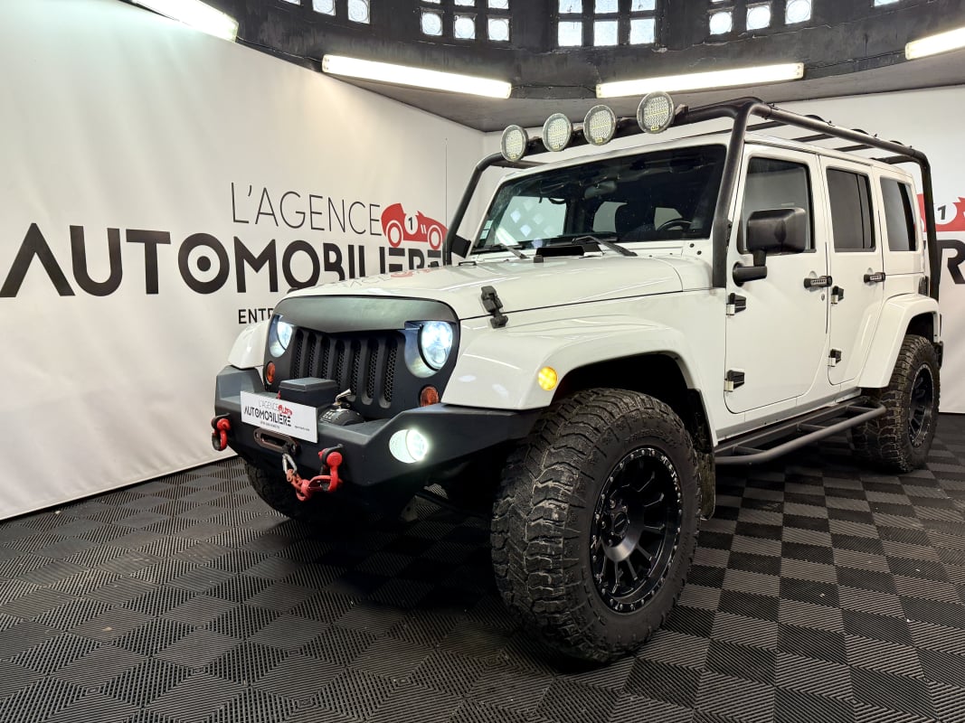 Jeep Wrangler Unlimited UNLIMITED 2.8 CRD 200 SAHARA AUTO — 1