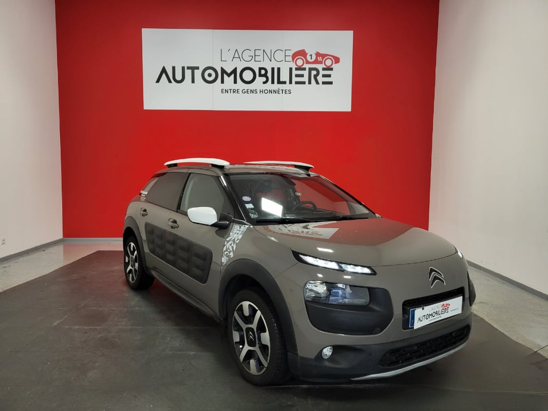 Citroen C4 Cactus C4 CACTUS 1.2 PURETECH 110 EAT6 RIP CURL + PARK ASSIST + TOIT PANO — 1