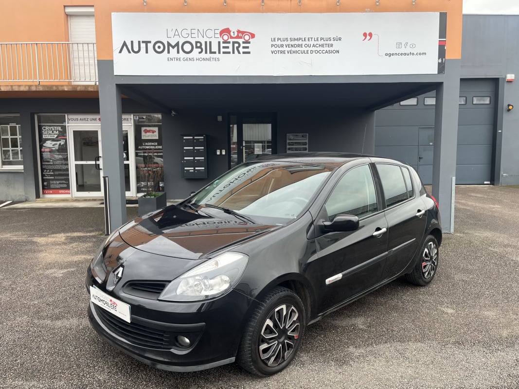 Renault Clio Rip Curl 5 Portes 1.4 i 98 cv Courroie changée/Climatisation/Régulateur/Limiteur — 1