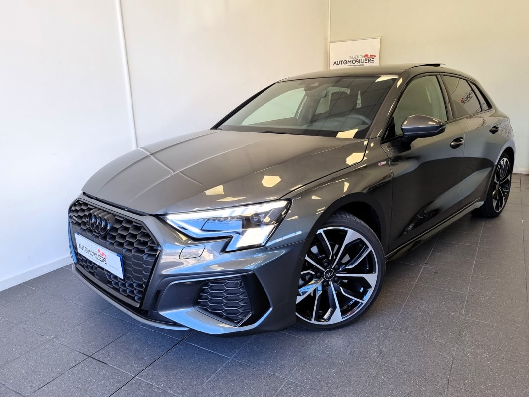 Audi A3 Sportback IV 40 TDI 200ch S line Quattro S tronic 7 - Toit Ouvrant — 1