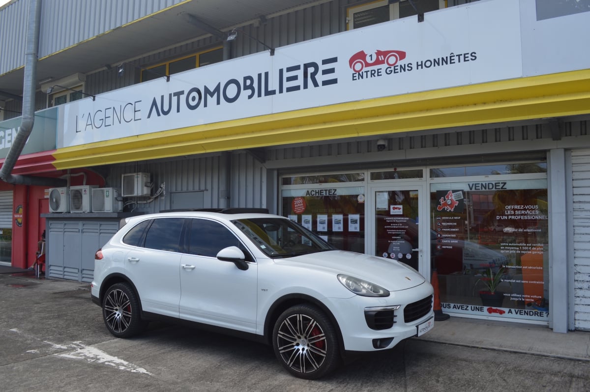 Porsche Cayenne 3.0 V6 D 262 TIPTRONIC — 1